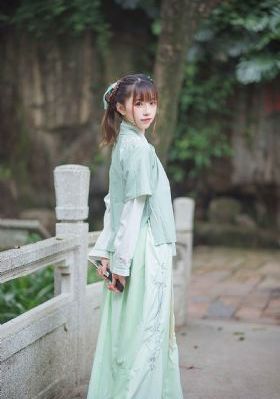 小伙穿越古代当县令短剧免费观看