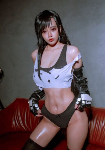 我丰满的岳母